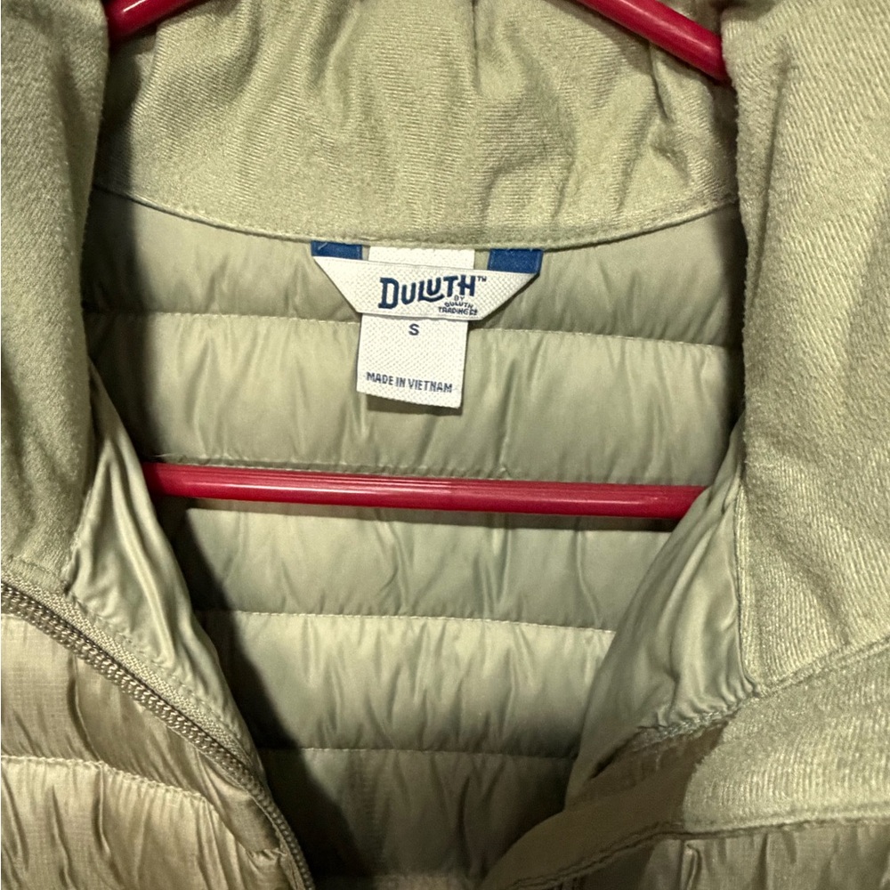 Duluth Trading Co Olive Puffer Vest - Picture 3 of 3
